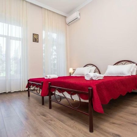 Apartament Near The Opera Tbilisi Zewnętrze zdjęcie